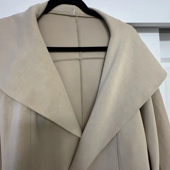 lululemon Softstreme Belted Wrap Jacket - Picture 4 of 11